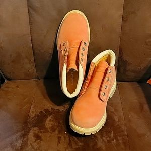 WOMEN'S NELLIE WATERPROOF CHUKKA BOOTS (Pink Women's) 6.5